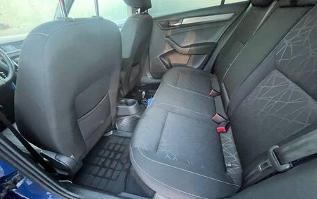 Skoda Rapid I, 2018 год, 1 300 000 рублей, 17 фотография