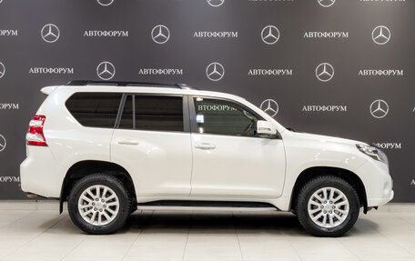 Toyota Land Cruiser Prado 150 рестайлинг 2, 2016 год, 3 590 000 рублей, 4 фотография