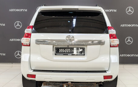 Toyota Land Cruiser Prado 150 рестайлинг 2, 2016 год, 3 590 000 рублей, 6 фотография