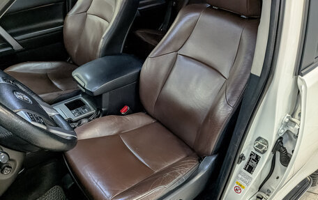 Toyota Land Cruiser Prado 150 рестайлинг 2, 2016 год, 3 590 000 рублей, 20 фотография