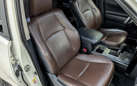 Toyota Land Cruiser Prado 150 рестайлинг 2, 2016 год, 3 590 000 рублей, 23 фотография