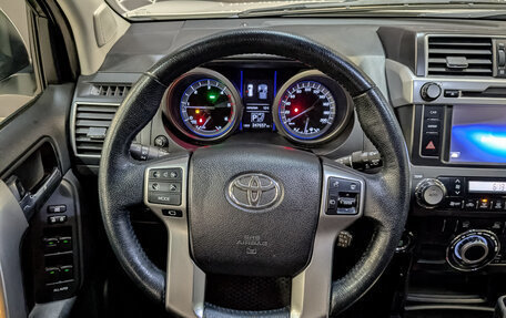 Toyota Land Cruiser Prado 150 рестайлинг 2, 2016 год, 3 590 000 рублей, 22 фотография