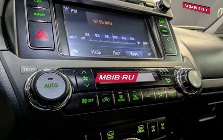 Toyota Land Cruiser Prado 150 рестайлинг 2, 2016 год, 3 590 000 рублей, 25 фотография