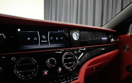 Rolls-Royce Ghost Series II рестайлинг, 2023 год, 39 600 000 рублей, 35 фотография