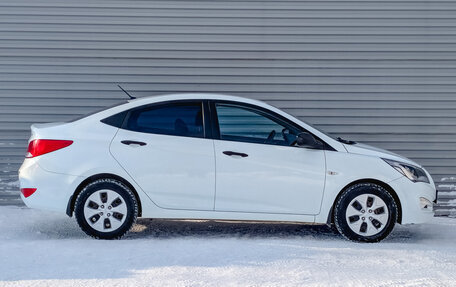 Hyundai Solaris II рестайлинг, 2015 год, 950 000 рублей, 4 фотография