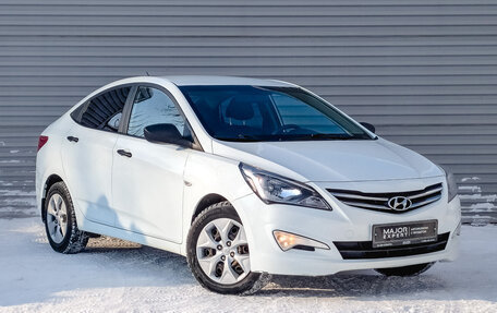 Hyundai Solaris II рестайлинг, 2015 год, 950 000 рублей, 3 фотография