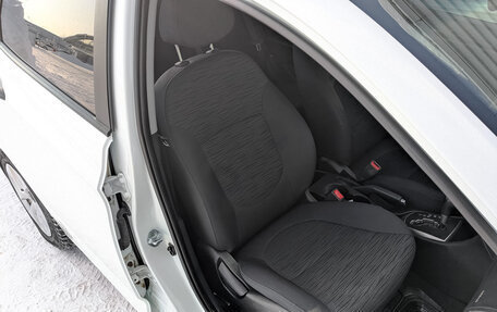 Hyundai Solaris II рестайлинг, 2015 год, 950 000 рублей, 23 фотография