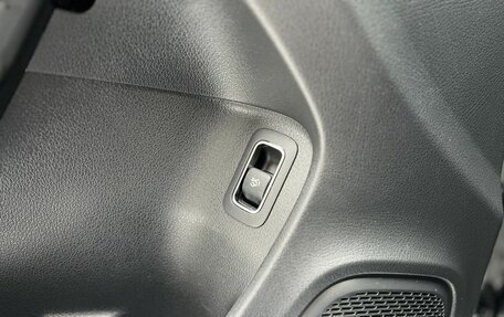 Mercedes-Benz A-Класс, 2019 год, 2 350 000 рублей, 15 фотография