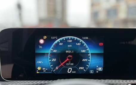 Mercedes-Benz A-Класс, 2019 год, 2 350 000 рублей, 11 фотография