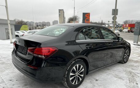 Mercedes-Benz A-Класс, 2019 год, 2 350 000 рублей, 5 фотография