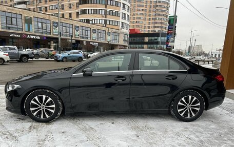 Mercedes-Benz A-Класс, 2019 год, 2 350 000 рублей, 8 фотография