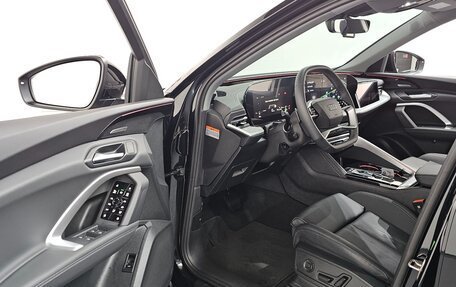 Audi Q5, 2025 год, 8 238 000 рублей, 10 фотография