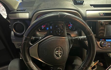 Toyota RAV4, 2015 год, 1 650 000 рублей, 6 фотография