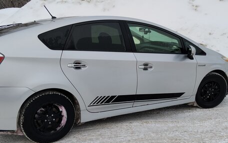 Toyota Prius, 2012 год, 1 290 000 рублей, 6 фотография