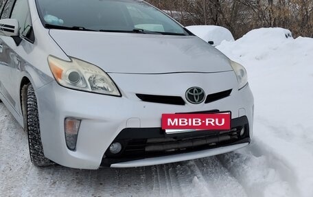 Toyota Prius, 2012 год, 1 290 000 рублей, 17 фотография