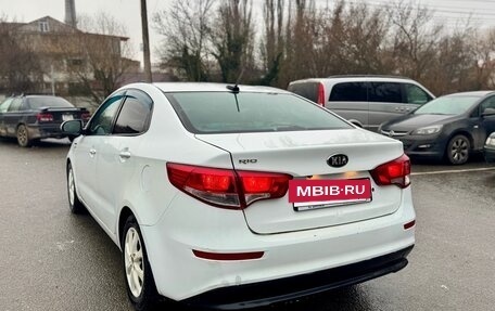 KIA Rio III рестайлинг, 2017 год, 875 000 рублей, 3 фотография
