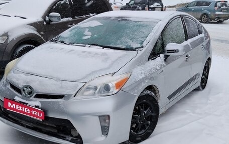 Toyota Prius, 2012 год, 1 290 000 рублей, 16 фотография