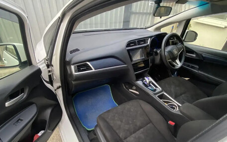 Honda Shuttle II, 2016 год, 1 219 000 рублей, 6 фотография