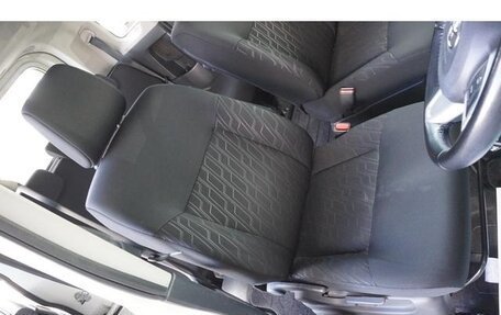 Toyota Tank I, 2017 год, 795 000 рублей, 10 фотография