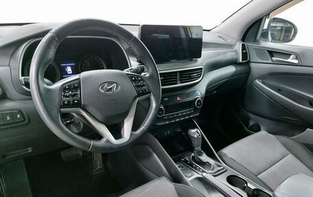 Hyundai Tucson III, 2018 год, 2 369 000 рублей, 10 фотография