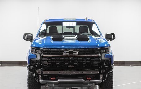 Chevrolet Silverado, 2024 год, 10 390 000 рублей, 3 фотография