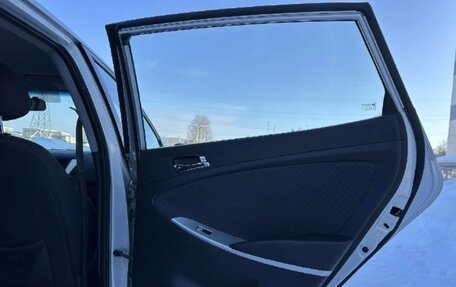 Hyundai Solaris II рестайлинг, 2012 год, 720 000 рублей, 20 фотография