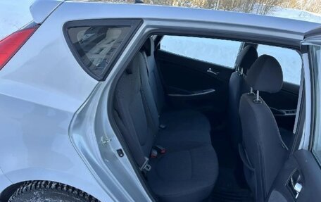 Hyundai Solaris II рестайлинг, 2012 год, 720 000 рублей, 25 фотография