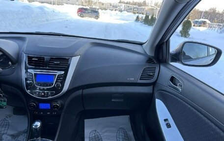 Hyundai Solaris II рестайлинг, 2012 год, 720 000 рублей, 27 фотография