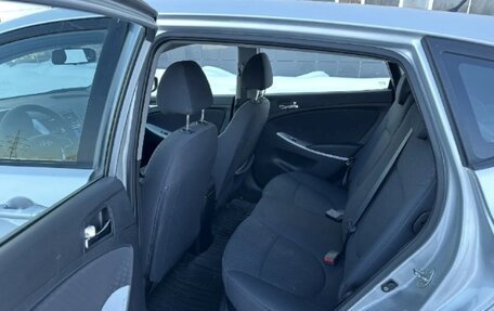 Hyundai Solaris II рестайлинг, 2012 год, 720 000 рублей, 26 фотография