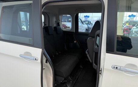 Toyota Roomy I, 2019 год, 1 179 000 рублей, 17 фотография