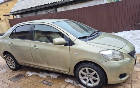 Toyota Yaris III рестайлинг, 2006 год, 519 000 рублей, 13 фотография