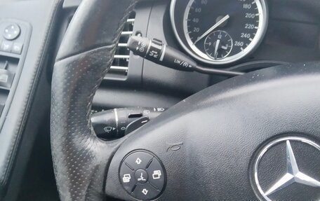 Mercedes-Benz R-Класс, 2010 год, 1 000 000 рублей, 19 фотография