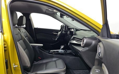 Chevrolet Trax, 2023 год, 1 841 000 рублей, 11 фотография