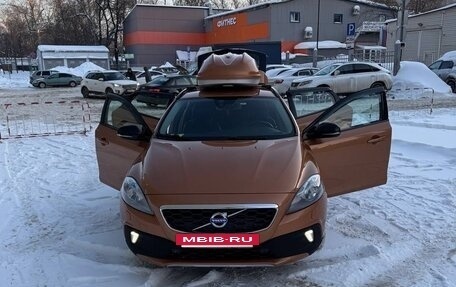 Volvo V40 Cross Country I, 2014 год, 1 600 000 рублей, 6 фотография