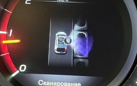 Volvo V40 Cross Country I, 2014 год, 1 600 000 рублей, 10 фотография