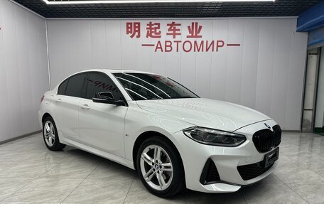 BMW 1 серия, 2021 год, 1 950 000 рублей, 3 фотография