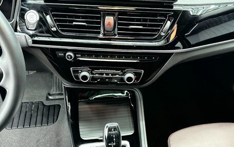 BMW 1 серия, 2021 год, 1 950 000 рублей, 11 фотография