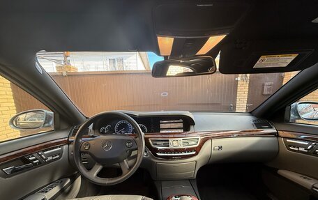 Mercedes-Benz S-Класс, 2006 год, 3 200 000 рублей, 16 фотография