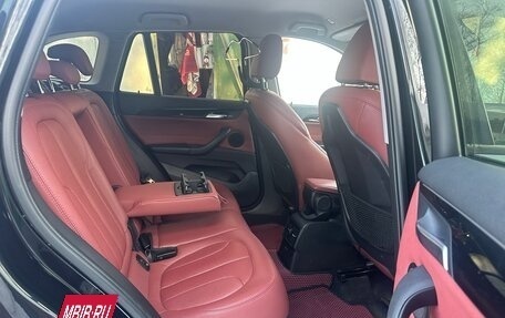 BMW X1, 2019 год, 2 300 000 рублей, 24 фотография