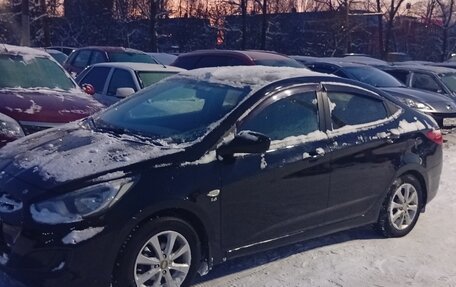 Hyundai Solaris II рестайлинг, 2011 год, 650 000 рублей, 1 фотография