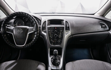 Opel Astra J, 2013 год, 748 000 рублей, 11 фотография