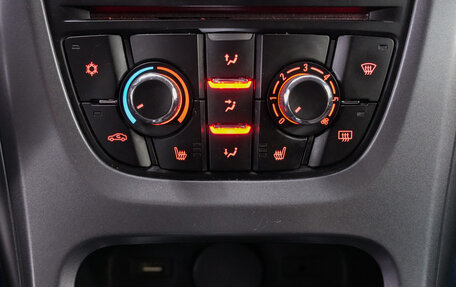 Opel Astra J, 2013 год, 748 000 рублей, 17 фотография