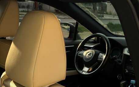 Lexus RX IV рестайлинг, 2017 год, 4 900 000 рублей, 2 фотография