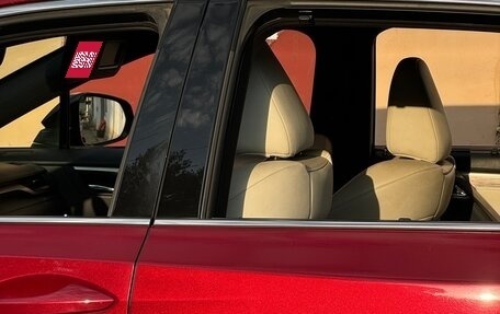 Lexus RX IV рестайлинг, 2017 год, 4 900 000 рублей, 4 фотография