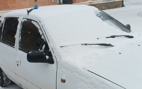 Daewoo Nexia I рестайлинг, 2000 год, 85 000 рублей, 3 фотография