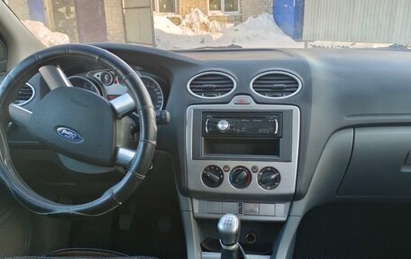 Ford Focus II рестайлинг, 2010 год, 550 000 рублей, 8 фотография
