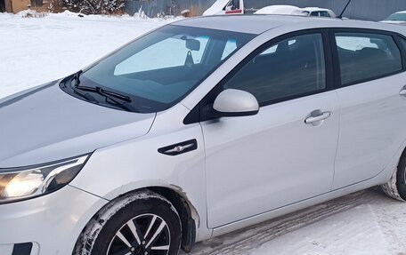 KIA Rio III рестайлинг, 2013 год, 830 000 рублей, 4 фотография