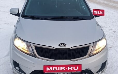 KIA Rio III рестайлинг, 2013 год, 830 000 рублей, 10 фотография