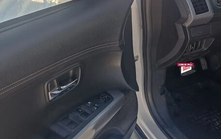 Mitsubishi Outlander III рестайлинг 3, 2011 год, 1 099 000 рублей, 9 фотография