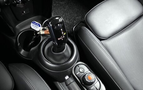 MINI Hatch, 2021 год, 1 895 000 рублей, 9 фотография